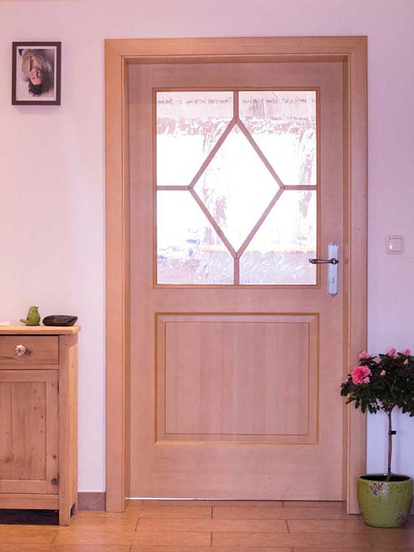 Classic wooden interior door Seko 2F glass, grid 5 extra