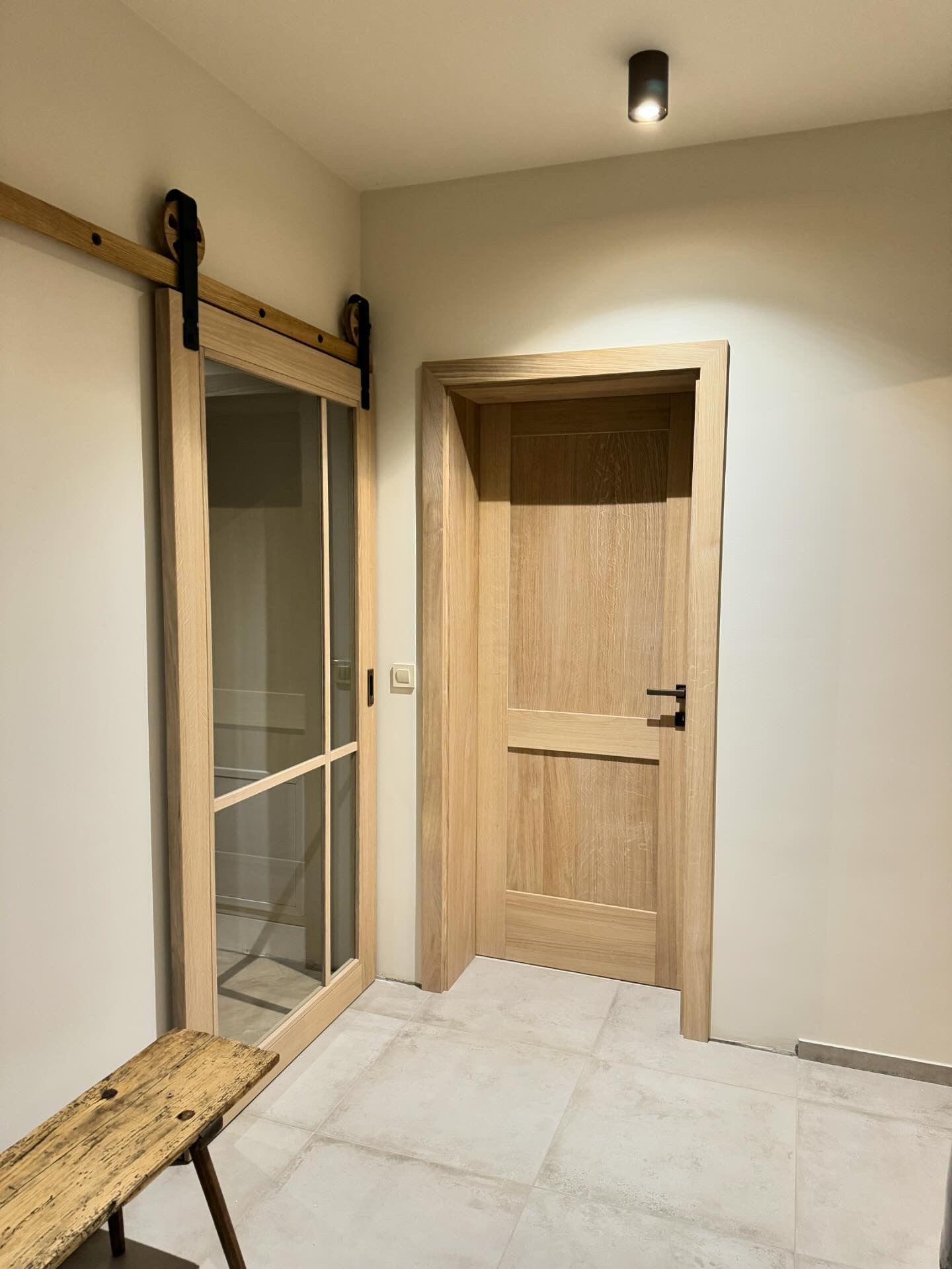Classic interior door Seko 2F G oak, white oil